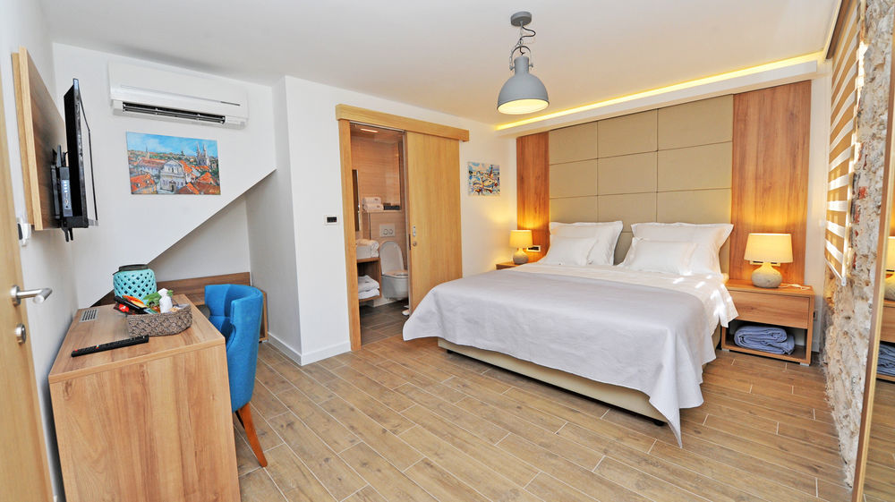 Ibella Boutique Rooms Сплит Экстерьер фото